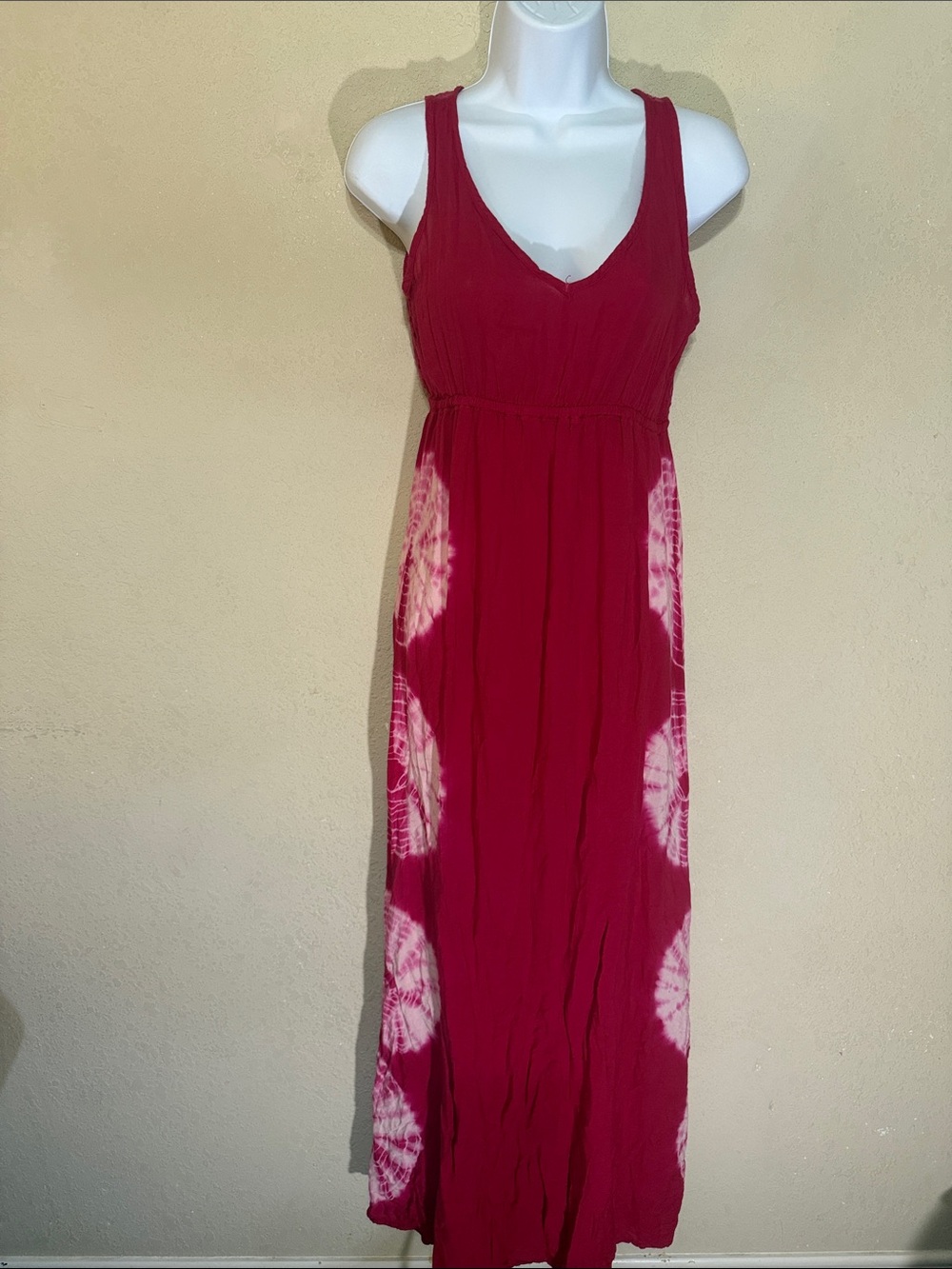 EARTHBOUND Red/pink and White Tie-Dye Sleeveless Maxi Dress
